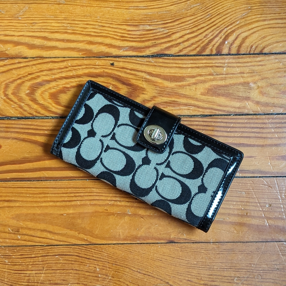 Coach wallet